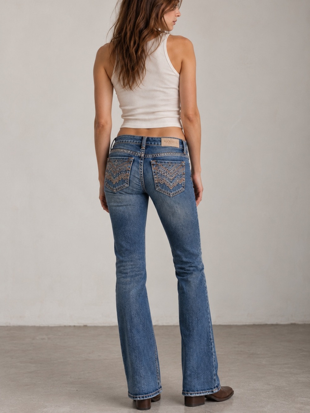 Rock & Roll Cowgirl Rival Low Rise Bootcut Jeans Embroidered Rhinestones 27x32